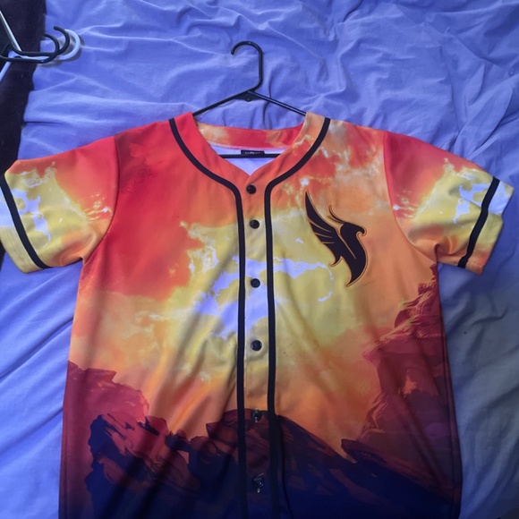 Illenium Red Rocks Jersey - Picture 2 of 3